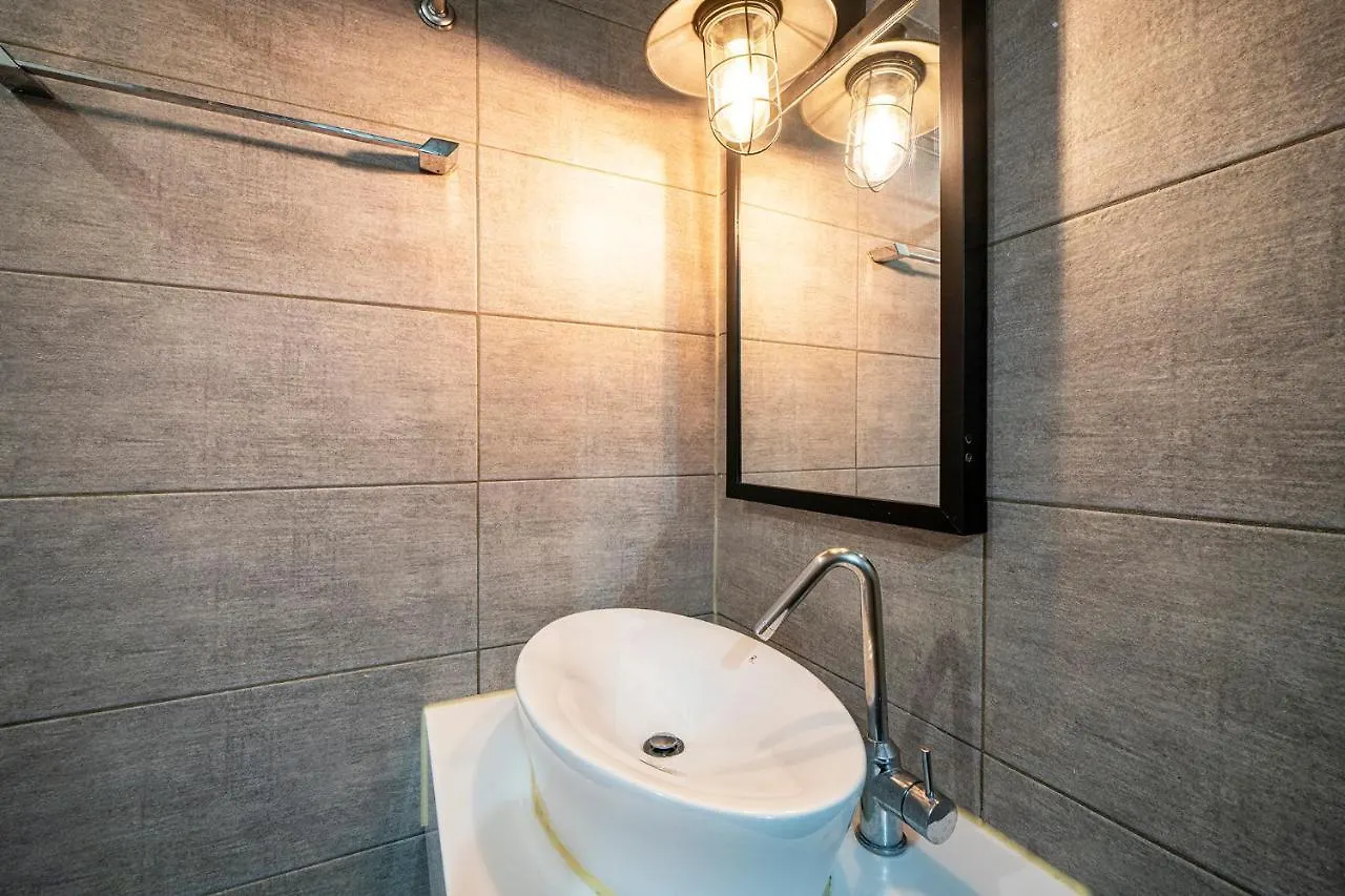 No25 Hotel Yeonsan Busan 3*,